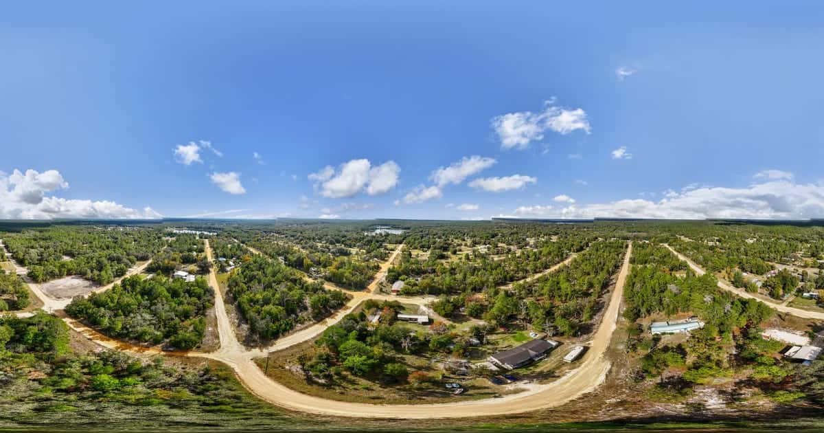 Aerial view of a wooded lot in Putnam County, Florida