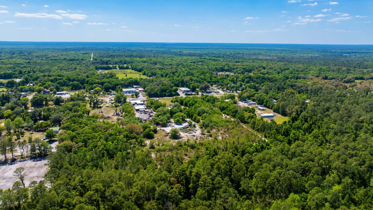 Putnam vs. Highlands: The Great Florida Land-Off (Judged by Someone Who Profits Either Way)
