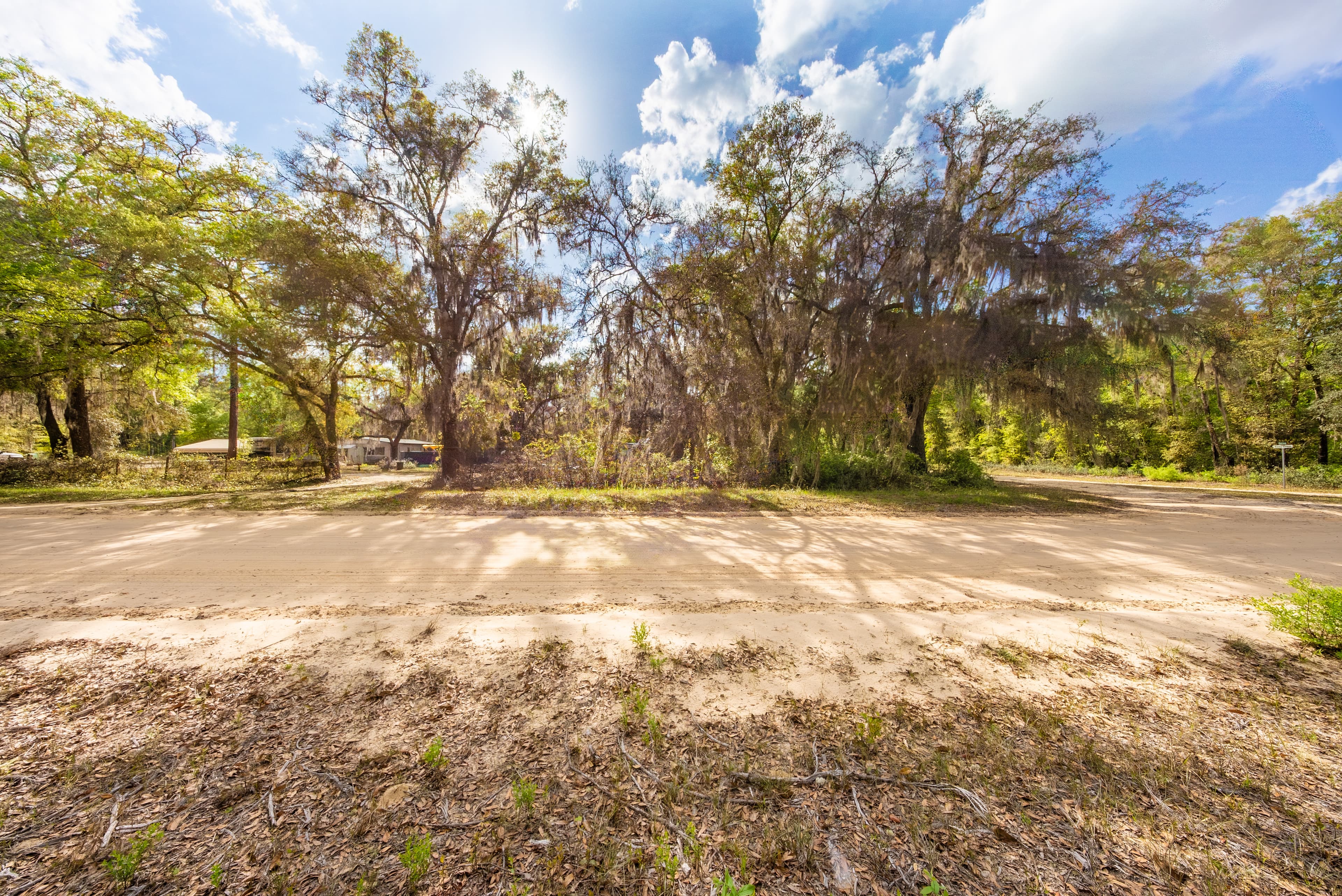 The Gloria Avenue Retreat: 0.22 High & Dry Acres in Hawthorne — property view 14